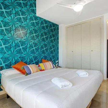 Luxury In Puerto Marina Benalmádena