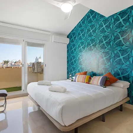 Luxury In Puerto Marina 아파트 베날마데나코스타