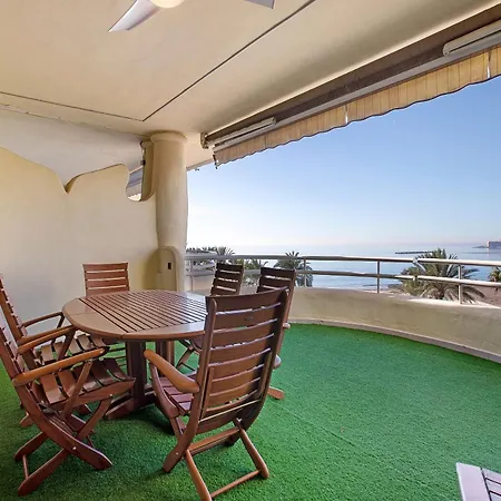 Luxury In Puerto Marina 베날마데나코스타