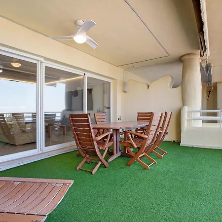Luxury In Puerto Marina Apartament